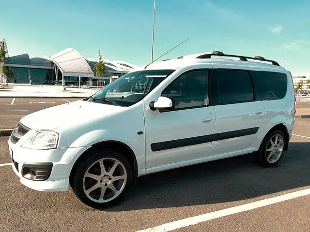 Lada Largus Cross