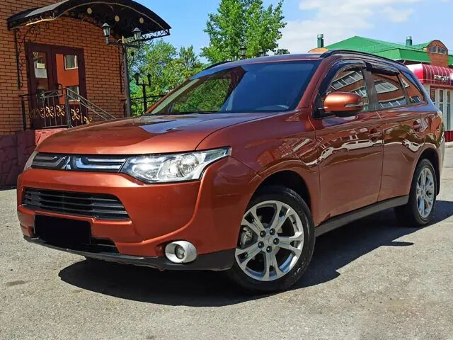 Mitsubishi Outlander