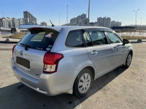 Toyota Fielder